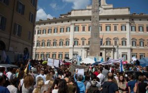 La Consulta Sicurezza scende in Piazza Montecitorio: delegazione anche da Brindisi