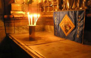 Gerusalemme, lampada fasanese che illuminerà il Santo Sepolcro nel 2018 sarà presentata in anteprima lunedì 30 nel Palazzo municipale