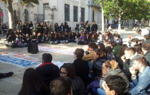 Studenti in piazza contro lo sfruttamento: il nostro riscatto è ora