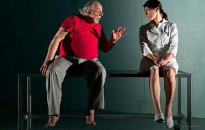 Sara Bevilacqua in “Blue Bird Bukowski” al Nuovo Teatro Abeliano di Bari