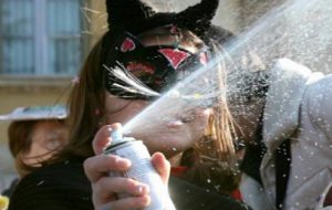 Carnevale: il Sindaco di San Michele mette al bando le bombolette schiumogene