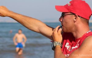 La Capitaneria di porto di Brindisi riattiva le sessioni di esame per i bagnini