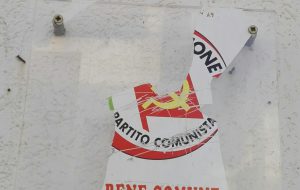 Atto vandalico contro la sede del PRC di Ostuni