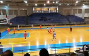 +++VIDEO+++ Scandaloso nel basket giovanile: in campo le squadre giocano per perdere