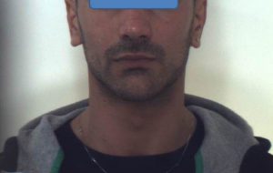 Carabinieri fuori servizio intercettano auto rubata da due brindisini in trasferta