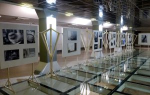 Presentata “L’itinerario sbagliato… di un cavaliere errante”, la mostra degli studenti del Simone-Durano