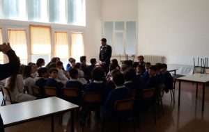 I Carabinieri incontrano gli studenti di San Vito dei Normanni