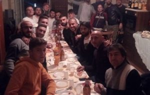 Uno chef tifoso del Brindisi organizza cena per dirigenti, tecnici e calciatori