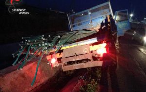 Furto di rame a Cerano: l’autocarro usato dalla banda era sotto sequestro, il proprietario era già in carcere per spaccio di droga