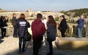ConfGuide fa un appello ai Sindaci: mancano i controlli contro le guide turistiche abusive. Stagione turistica a rischio per molti professionisti