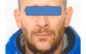 fermato per guida pericolosa e rumori molesti si scaglia contro i Carabinieri_ arrestato