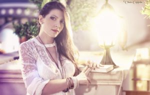 Dopo il successo al Salone del libro di Torino, Alessia Coppola presenta “Il profumo del mosto e dei ricordi” presso la libreria Giunti al Punto