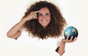 Teresa Mannino al Verdi con “Sento la terra girare”: lo spettacolo è sold out da tempo