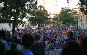 Riccardo Rossi e suoi 20 consiglieri si presentano in Piazza Vittoria: il video integrale