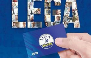 La Lega in piazza per la campagna tesseramento