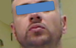 Minaccia di pubblicare foto intime di sette donne: arrestato per estorsione