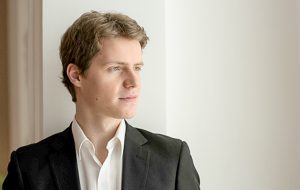 PIANO LAB a Cisternino: domani recital di Florian Noack in collaborazione con il Miami International Piano Festival