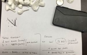 Nasconde la cocaina nella cappa del camino: arrestato 49enne