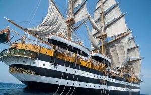 D’Attis: “un onore ricevere l’Amerigo Vespucci nel porto di Brindisi ma non si dimentichi Alessandro Nasta”