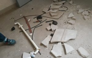Devastati gli spogliatoi del campo di calcio del Quartiere Perrino