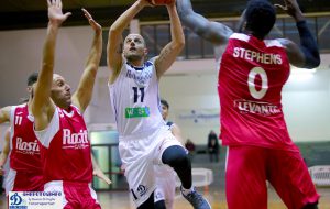 Pesante tonfo della Dinamo Brindisi nella gara interna contro il Barletta