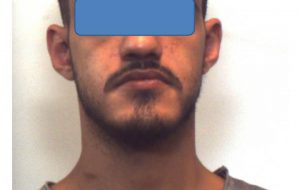 13 grammi di cocaina nascosti in camera da letto: in 11 mesi arrestato quattro volte per possesso di droga