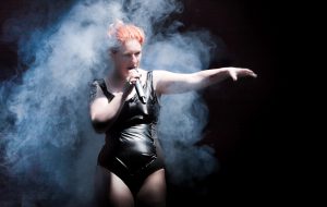 Arriva ad Ostuni “The black’s tales tour” di Licia Lanera