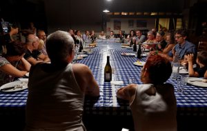 Teatro da mangiare a Ceglie Messapica: due spettacoli su tavola imbandita