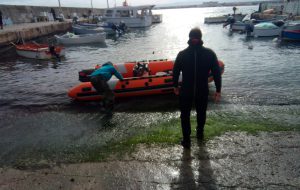 Disperso sub a Lido Tavernese: scattano le ricerche ma l’uomo raggiunge a nuoto Torre Canne