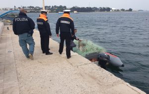 Sequestrate reti da posta abusive nel Porto Di Brindisi
