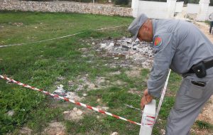 Incendia cumuli di rifiuti. denunciato dai Carabineiri Forestali