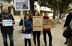 Si torna in piazza per “Fridays For Future Brindisi”