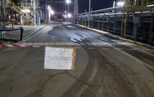 Sversamenti di schiume e fanghi: sequestrata area all’interno dello stabilimento Sanofi