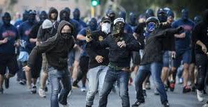 11 Daspo per gli scontri ultras dopo Fasano-Altamura