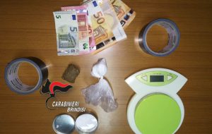 Sfuma l’appuntamento con un cliente: fornitore di cocaina arrestato dai Carabinieri