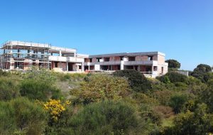 Lottizzazione abusiva: sequestrato complesso turistico-residenziale in costruzione a Torre Santa Sabina