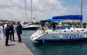 Barca confiscata recuperata per attività di vela solidale: presentata la nuova edizione di Conoscersi in regata
