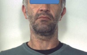 Faida familiare a San Donaci: zio tenta di uccidere nipote con un piccone