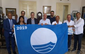 Ostuni: consegnate le Bandiere Blu ai sette lidi virtuosi
