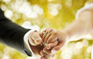 Matrimoni falsi per ottenere la cittadinanza italiana: nei guai quattro persone