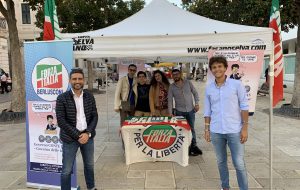 I Giovani di Forza Italia in piazza contro la manovra economica del Governo Conte II