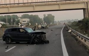 Carabiniere ubriaco contromano sulla superstrada: muore dipendente comunale