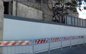 Brindisi crocevia di Rotte, Cammini e Percorsi: parte la realizzazione di un murales di Viva la Gente e gli studenti dell’Artistico