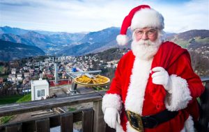 Brindisi Città del Natale 2019: Il 21 novembre Santa Claus arriva in città a bordo di un rimorchiatore