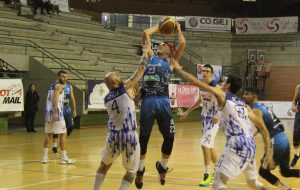 Pazza Dinamo: vittoria a Lecce dopo un tempo supplementare!