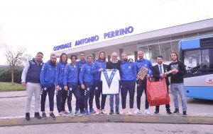 Il Brindisi FC in visita al reparto di pediatria dell’Ospedale Perrino
