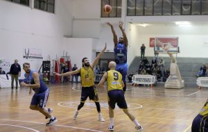 Passo falso della Dinamo Brindisi: sconfitta dalla Virtus Mesagne