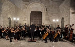 Ostuni saluta l’anno nuovo con la musica dell’Orchestra Filarmonica Pugliese