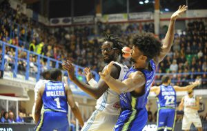 Happy Casa senza Martin e Campogrande cede a Sassari soltanto nel rush finale