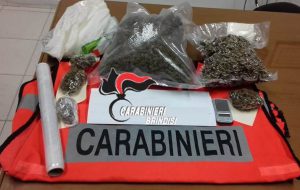 San Michele Salentino: deteneva in casa “marijuana” e “cocaina”. Arrestato.